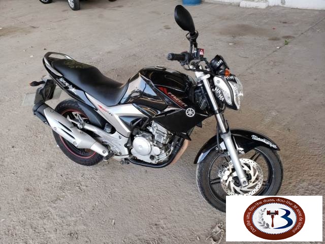 LOTE 011 YAMAHA FAZER 250 BLUEFLEX 2013