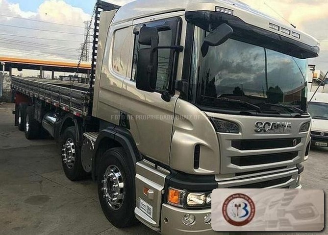 Scania P310 8x2 Bitruck Carroceria de Madeira 2016