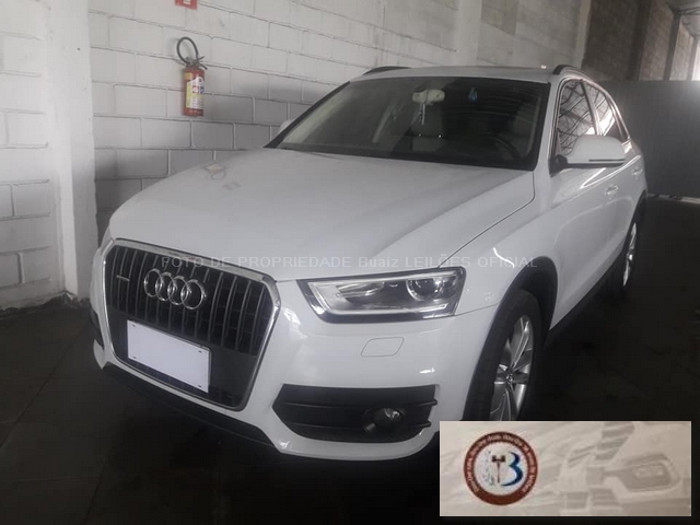 LOTE 002  AUDI Q3 2015